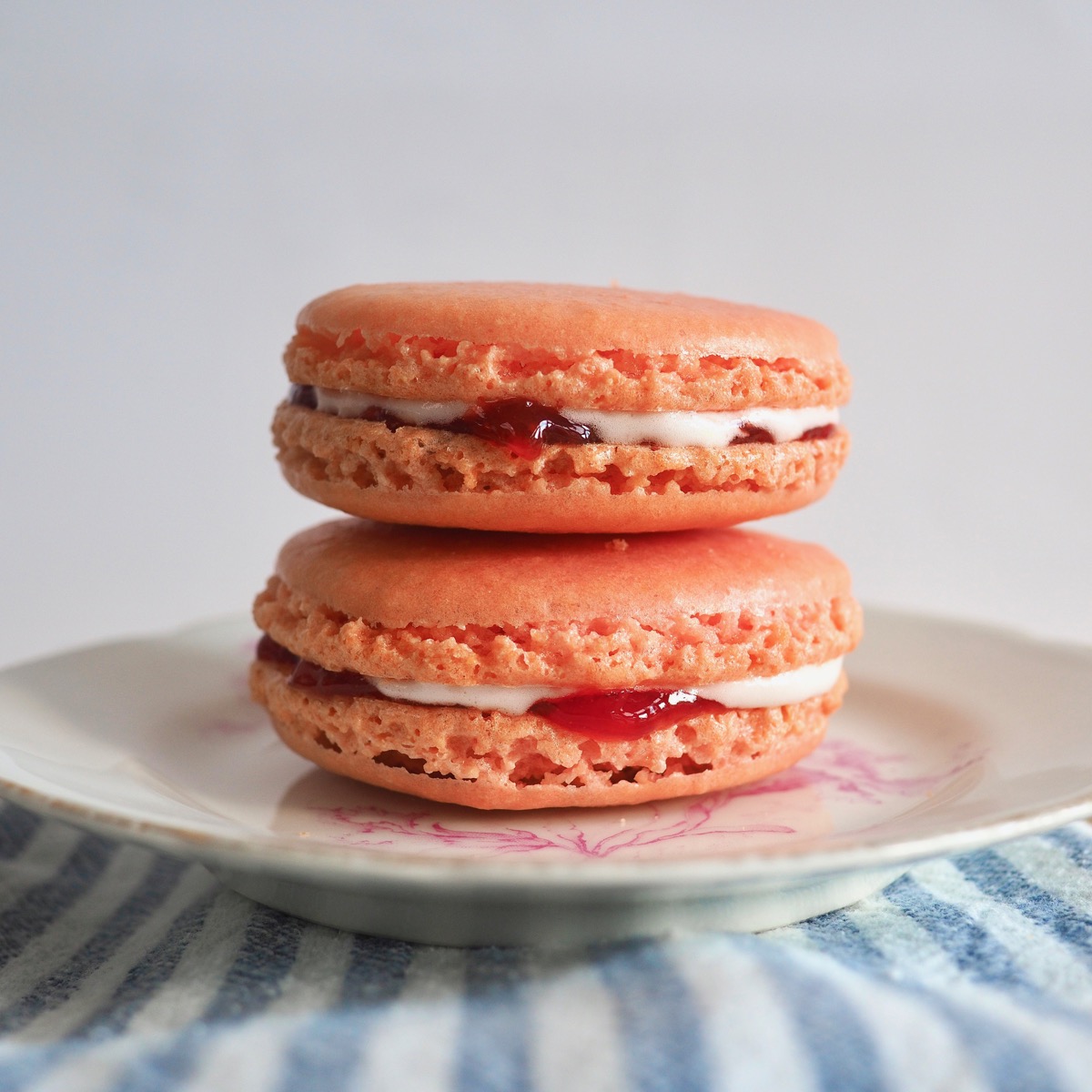 Macaron de fresa sin gluten